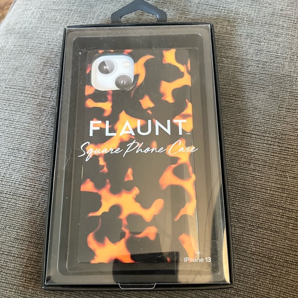 flaunt Cell Phones & Accessories New In Box Flaunt Iphone 3 Case